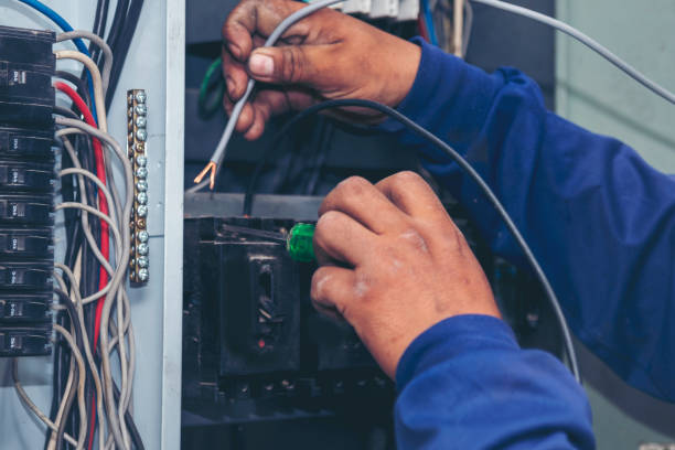 Best Licensed Electrician  in Columbus, MS